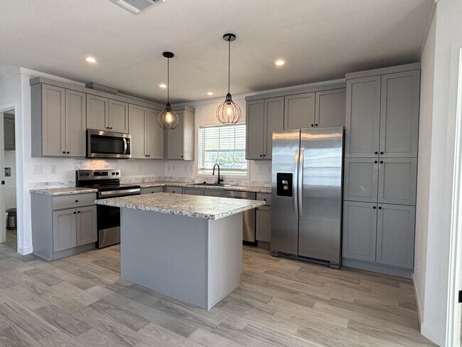 Building Photo - 5646 Blue Harbor Dr