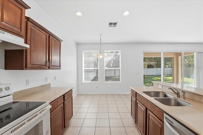 Building Photo - 1326 Plumgrass Cir