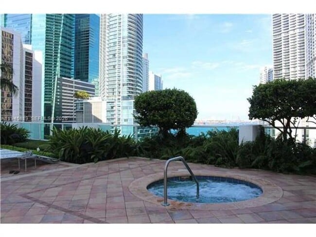 Building Photo - 31 SE 5th St