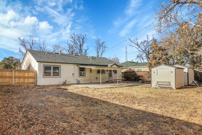 Building Photo - 2467 Lafayette Rd