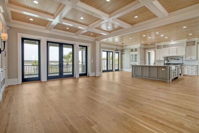 Building Photo - 4 Bedroom 4.5 Bath Home in Dunes West - Mt. Pleasant