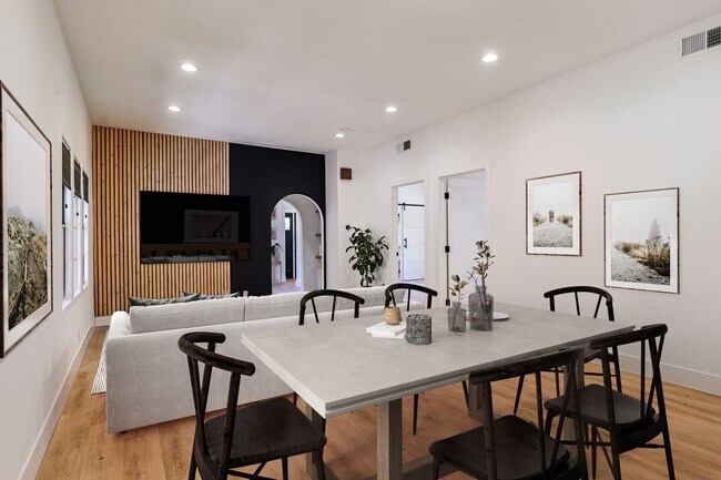 Building Photo - Chic Fully Renovated Luxury Home in the Burbank Hills!