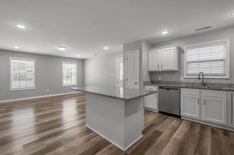 Building Photo - Find Your Fresh Start This Spring! Move in for $700! No rent until March and $100 off your first ...