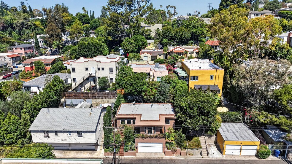 Building Photo - 1515 Rendall Pl