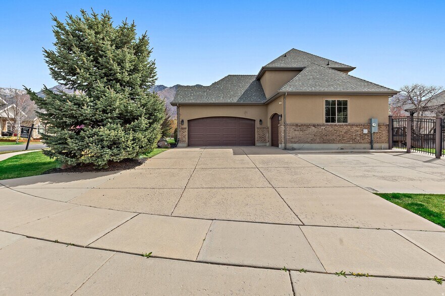 Building Photo - 151 Glacier Lily Dr