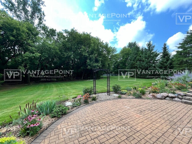 Building Photo - 2925 Baylite Dr