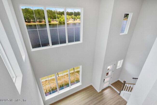 Building Photo - 72 Sewall Ln
