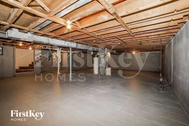 Building Photo - 1003 Blackhawk Dr