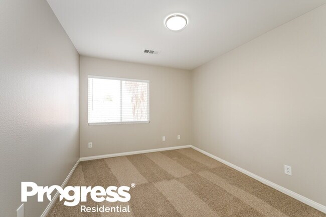 Building Photo - 6640 Chimes Tower Ave