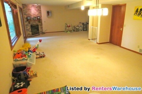 Building Photo - 1649 Norwood Dr
