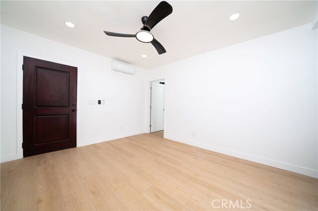 Building Photo - 1048 Cedar Ave