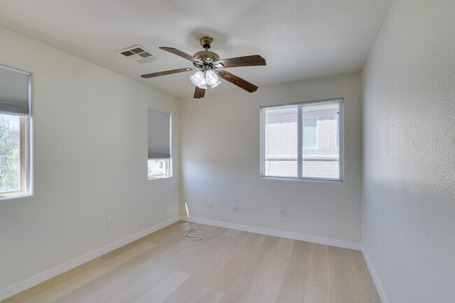Building Photo - Bright & Inviting 3 Bedroom Home in 89148