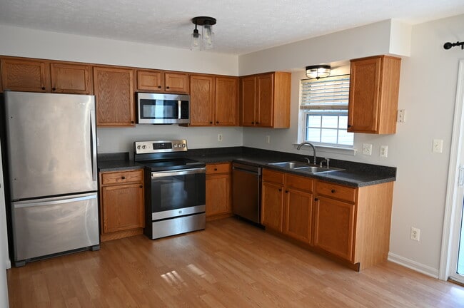 Building Photo - 526 Harbour Ct
