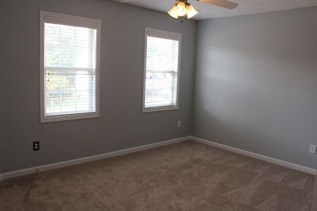 Building Photo - Parkers Ridge