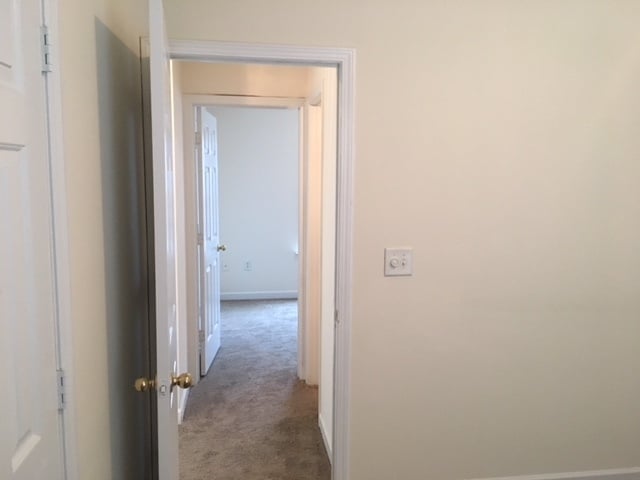 Building Photo - Three bedroom two bathroom house