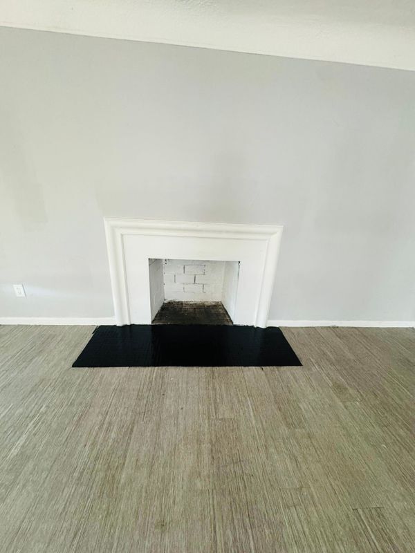 Building Photo - 15318 Whitcomb