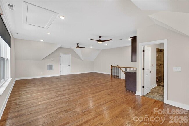 Building Photo - 5201 Valley Stream Rd