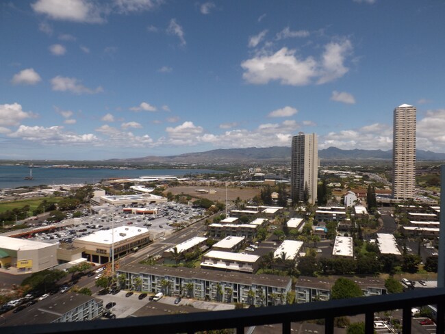 Building Photo - 98-402-402 Koauka Loop