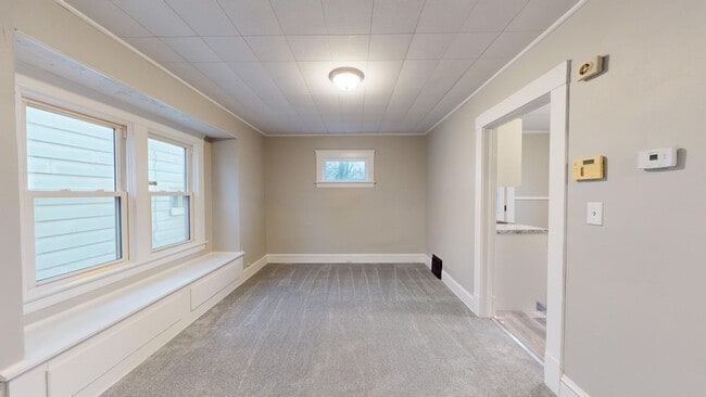 Building Photo - Brooklyn Centre neighborhood - 3  bedroom/...