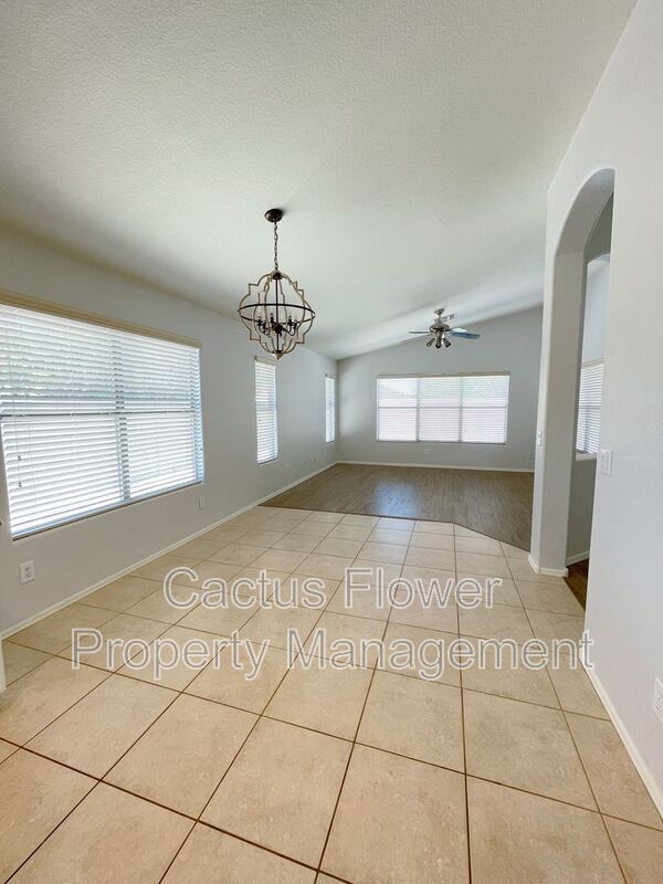 Building Photo - 2392 E Morelos St