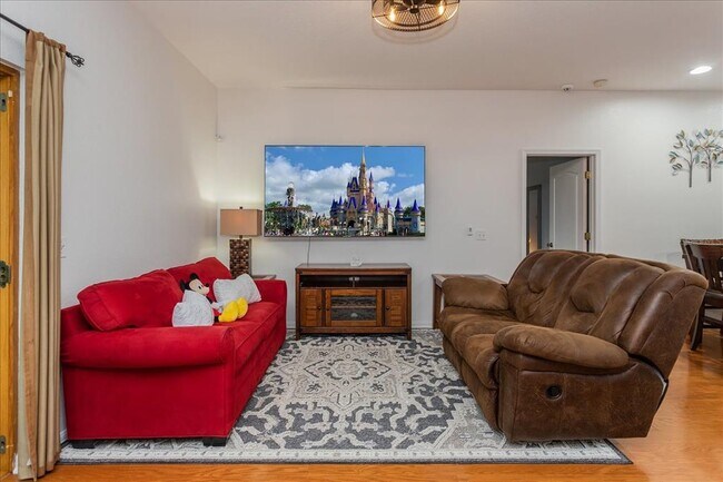 Building Photo - 15722 Green Cove Blvd