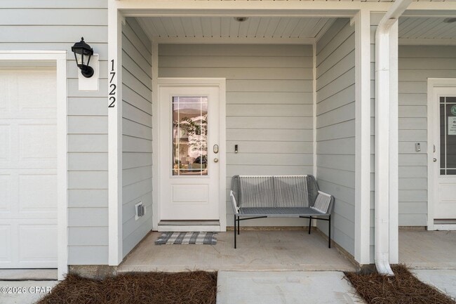 Building Photo - 1724 Jakes Dr