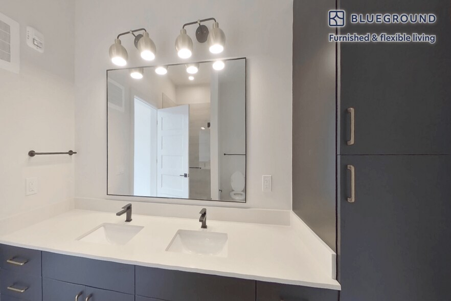 Building Photo - 1350 40th St