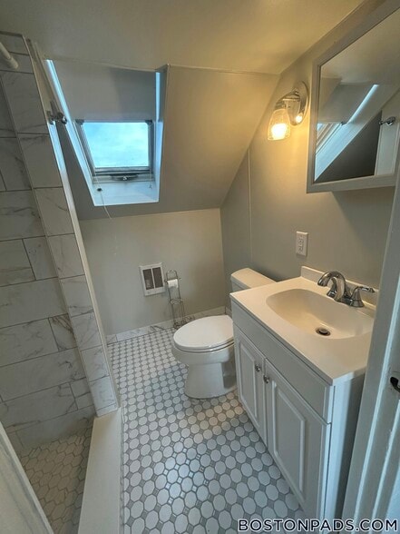 Building Photo - 40 Warren Ave