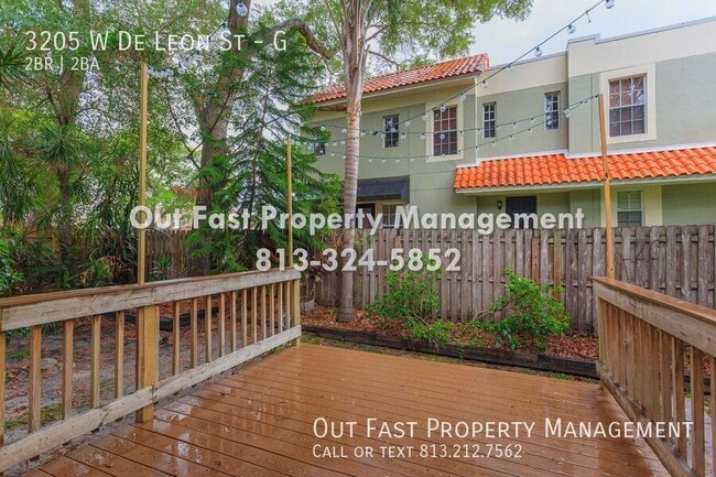 Building Photo - 3205 W De Leon St