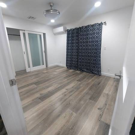 Building Photo - 445 E Francis St