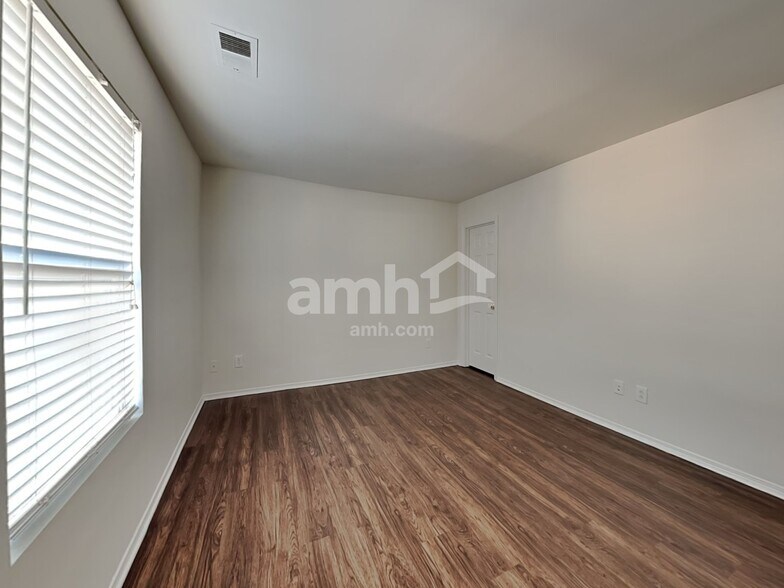 Building Photo - 3104 Asheton Grove Ct