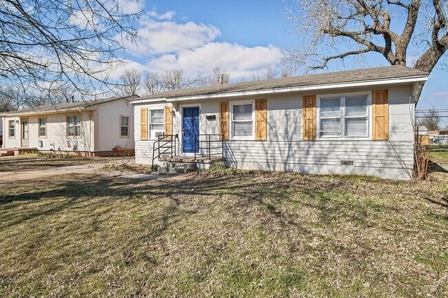 Building Photo - Cozy 3BD/1BTH Home Conveniently Located near I-240 & I-44