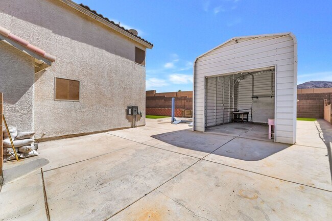 Building Photo - 104 Appian Way