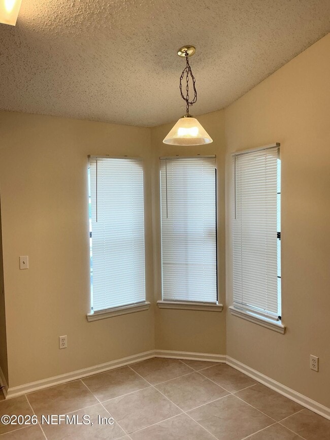 Building Photo - 2892 Golden Pond Blvd