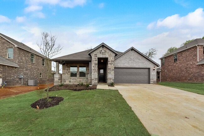 Building Photo - 208 Briarwood Ln
