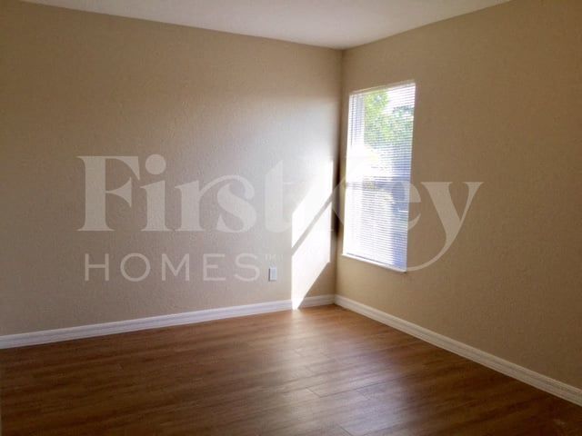 Building Photo - 314 NE 17th St