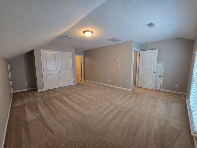 Building Photo - 1760 Musket Trail