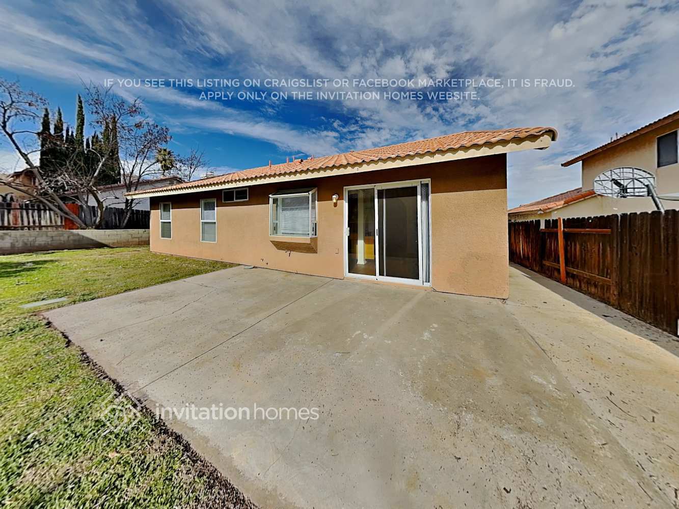 Building Photo - 3140 Crowne Dr