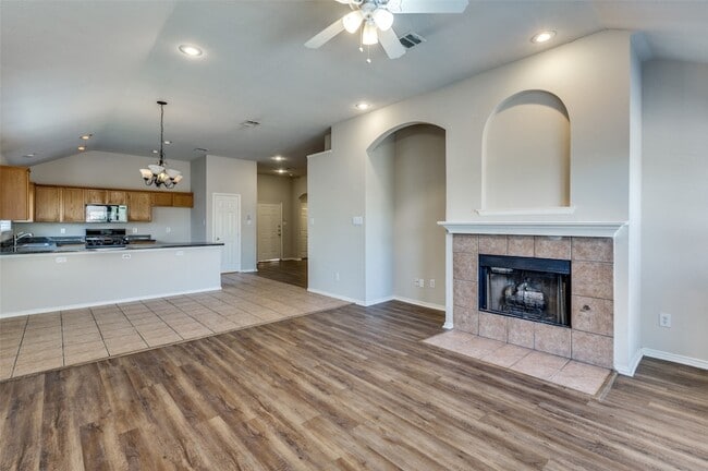 Building Photo - 5608 Seafield Ln