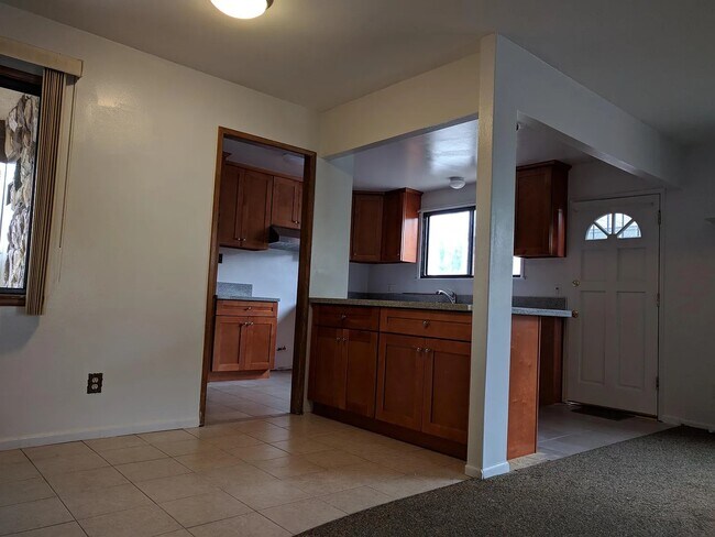 Building Photo - 23301 Hamlin St