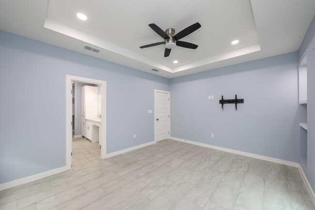 Building Photo - 3506 Jorge Sosa Dr