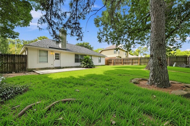 Building Photo - 1607 Sandy Park Dr