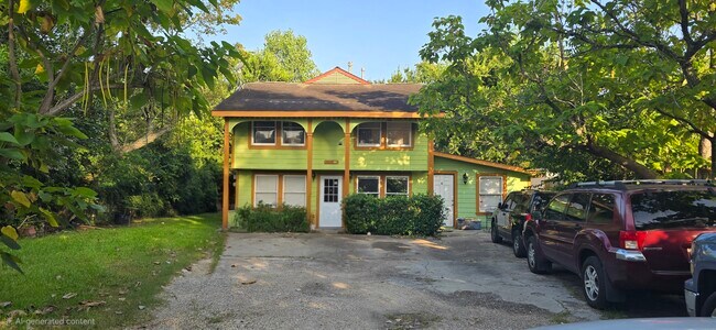 Building Photo - 3218 Chaffin St