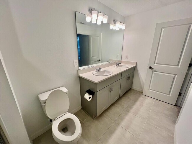 Building Photo - 1287 Axel Graeson Ave