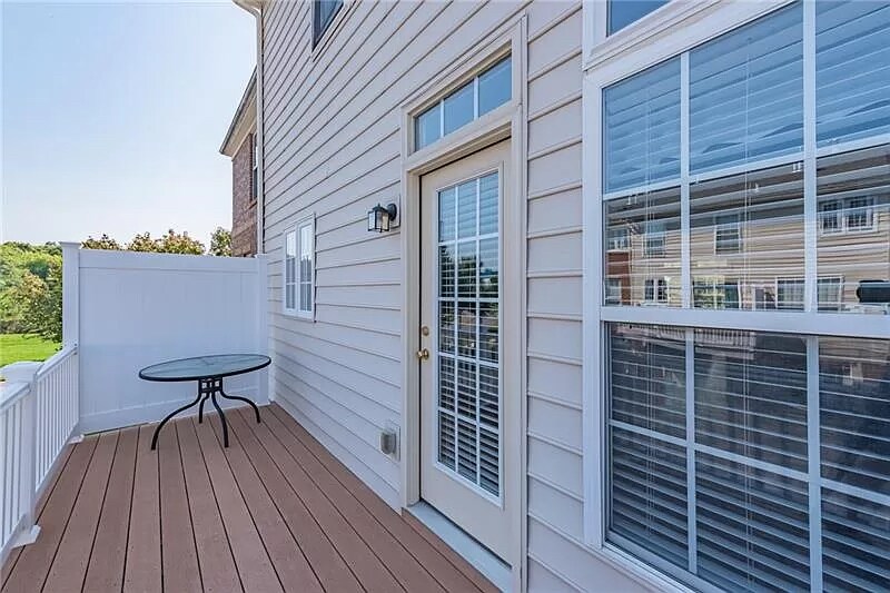 Building Photo - 4019 Village Run Rd