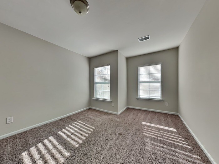 Building Photo - 227 Jimmy Love Ln