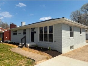 Building Photo - 5209 Eugene Way