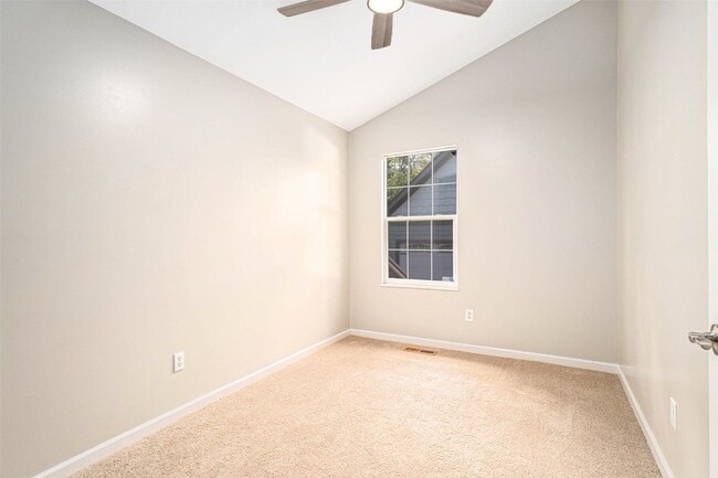 Building Photo - 51 S Laclede Station Rd