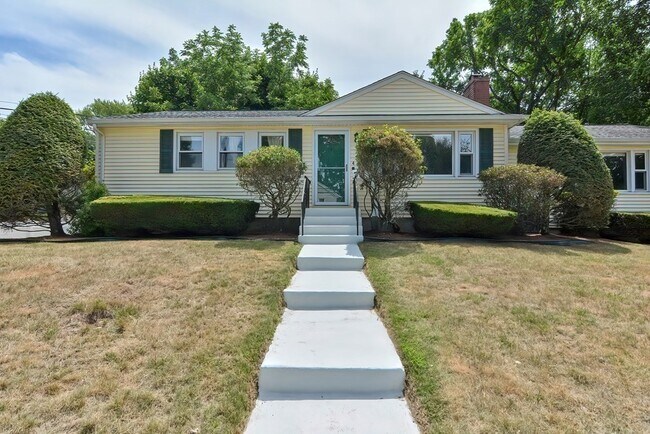 Building Photo - 4 Edgemont Ave