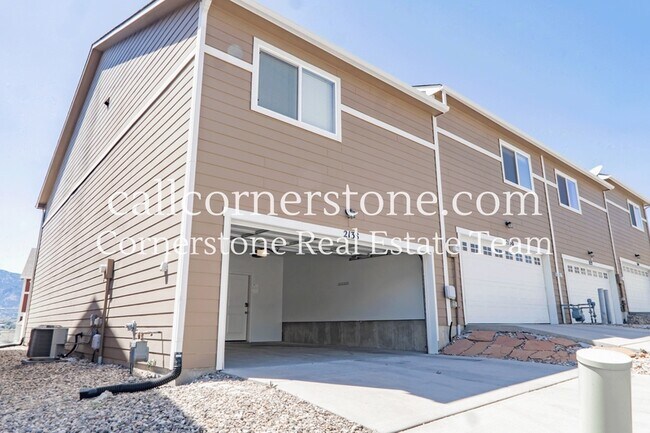 Building Photo - 2138 Phillips Alley